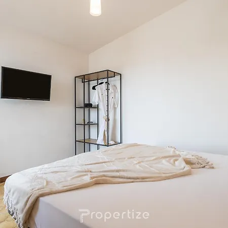 アパート Domo De Iannas By Propertize クアルトゥ・サンテーレナ