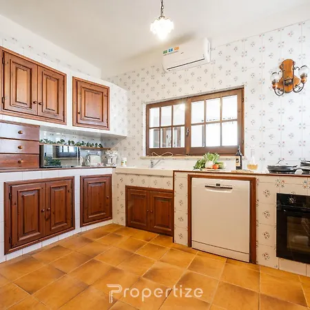 아파트 Domo De Iannas By Propertize 콰르투 산텔레나